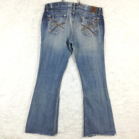 BKE Womens Jeans Star Stretch Flare Blue Denim Stone Wash Low Rise 32‎ - Picture 2 of 15